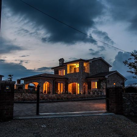 Villa Mare Vrh  Rum bild