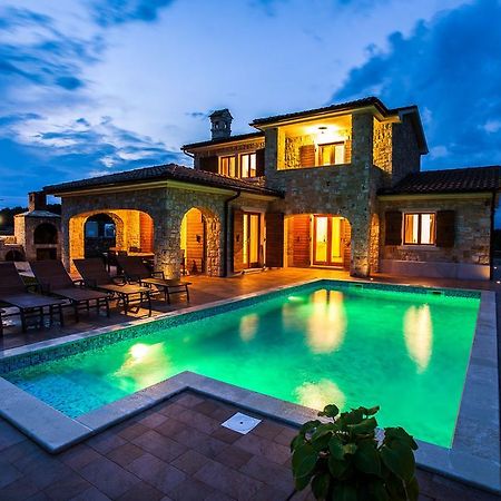 Villa Mare Vrh  Rum bild