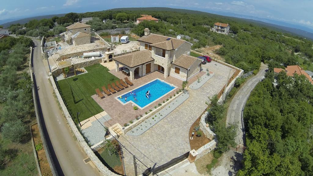 Villa Mare Vrh  Rum bild